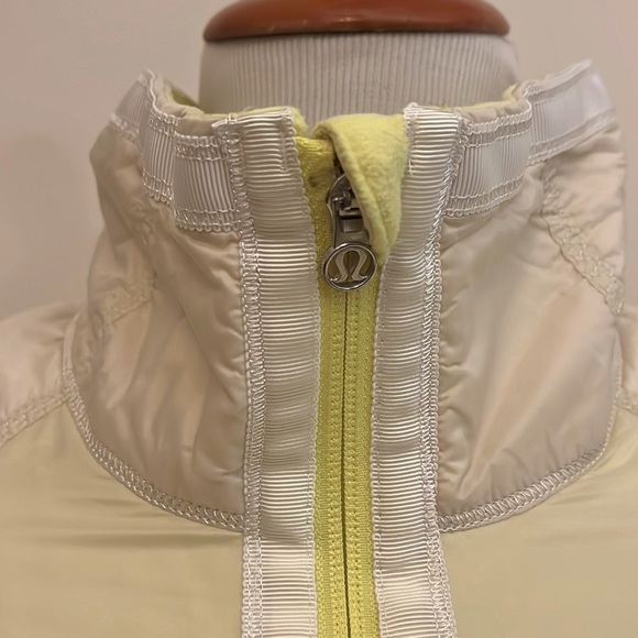 Lululemon Neon Yellow & White Quilted Fleece Jacket Size 8 - Picture 2 of 7